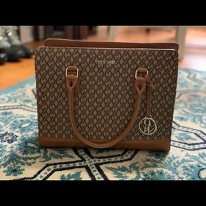 Nine West purse